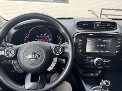2019 Kia Soul +