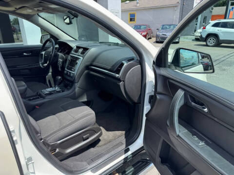 2013 GMC Acadia SLE-2