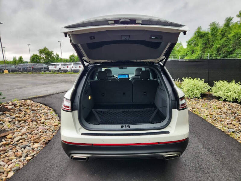 2022 Lincoln Nautilus Reserve