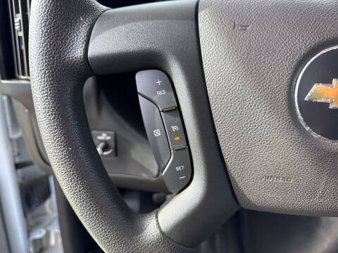 2023 Chevrolet Express 2500