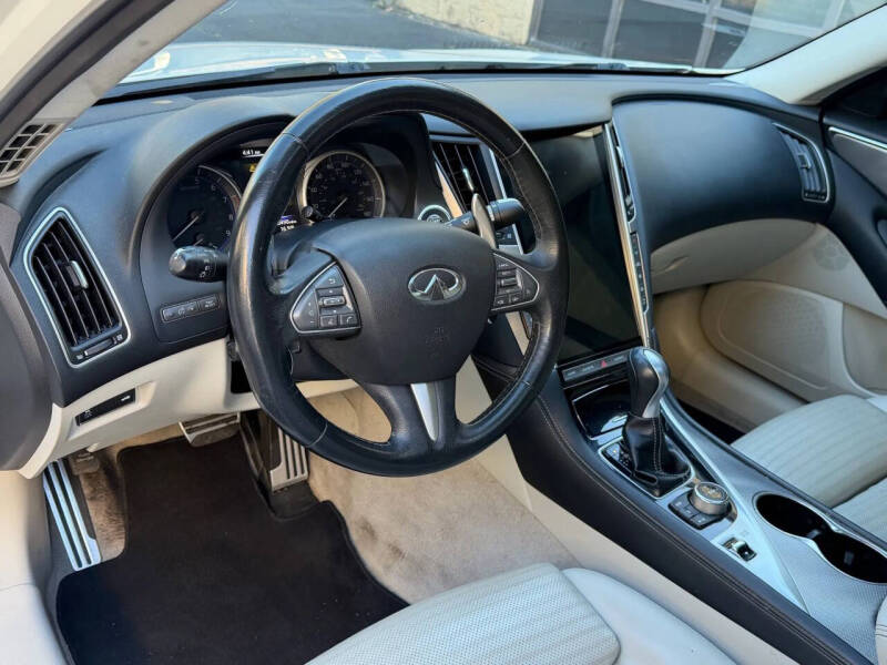 2016 Infiniti Q50 Red Sport 400