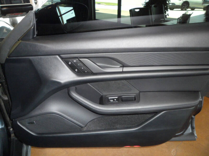 2022 Porsche Taycan 4 Cross Turismo