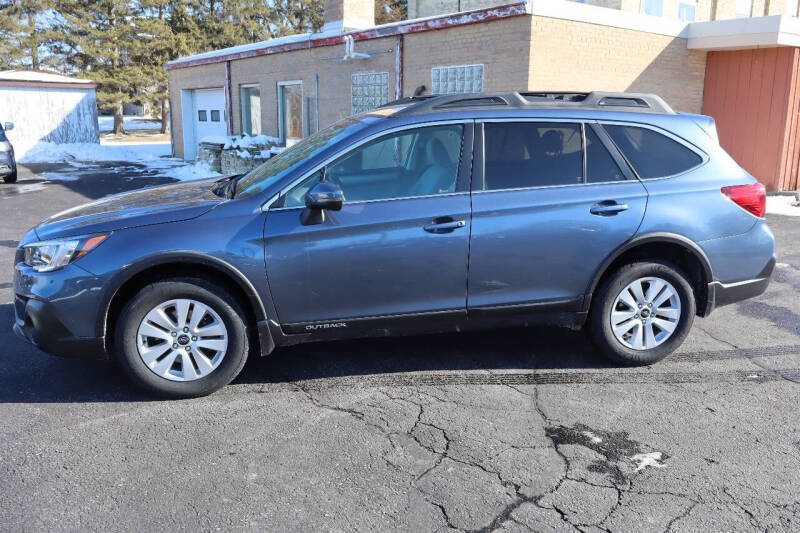 2018 Subaru Outback for sale at LENTZ USED VEHICLES INC in Waldo WI