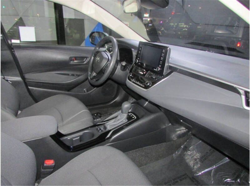 2022 Toyota Corolla Hybrid LE