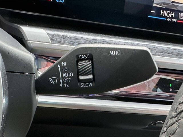 2025 BMW 7 Series 740i xDrive