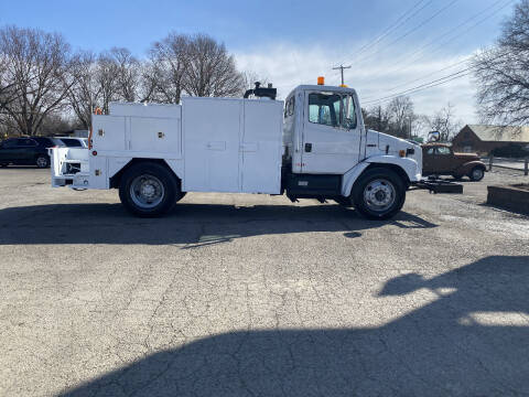 2002 Freightliner FL60
