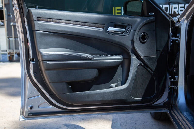 2018 Chrysler 300 Limited