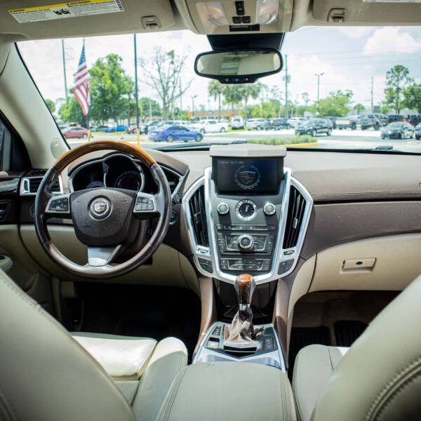 2011 Cadillac SRX Luxury Collection