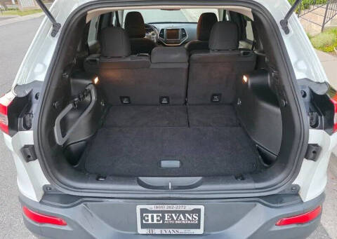2016 Jeep Cherokee
