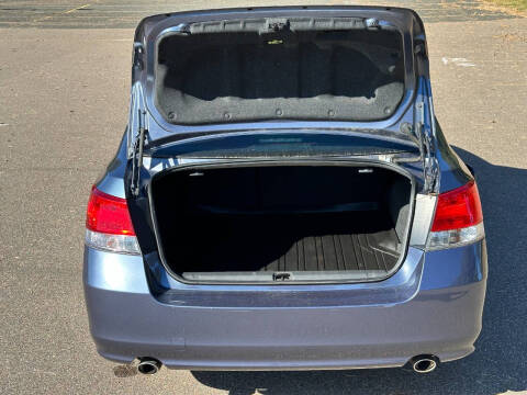 2013 Subaru Legacy 3.6R Limited