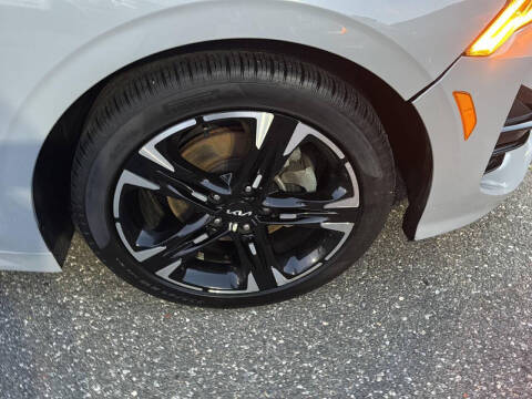 2023 Kia K5