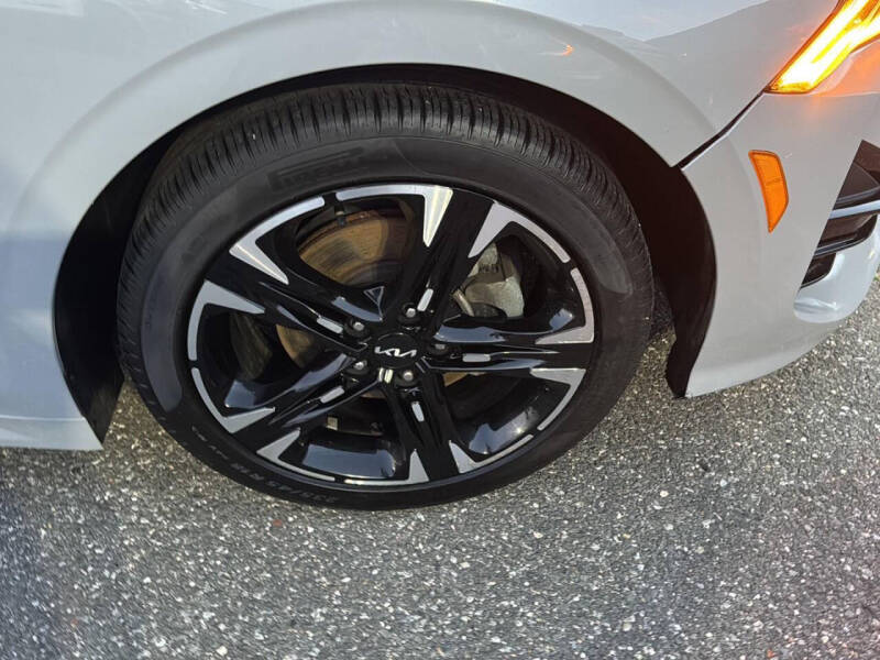 2023 Kia K5