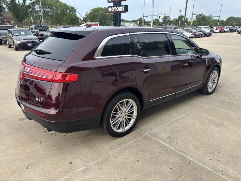 2017 Lincoln MKT Elite