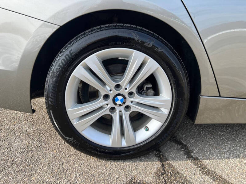 2018 BMW 3 Series 330i xDrive