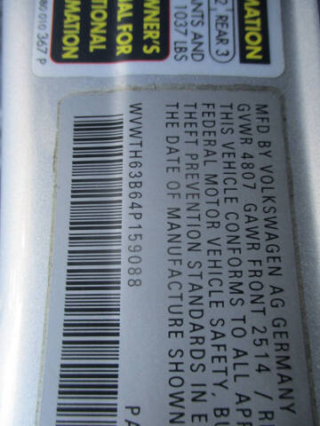 2004 Volkswagen Passat GLX 4Motion