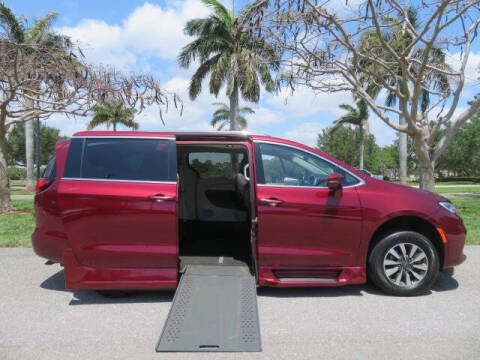 2021 Chrysler Pacifica Touring L