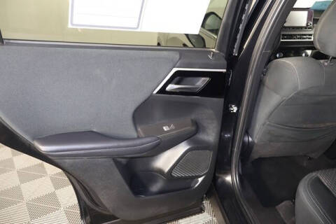 2024 Mitsubishi Outlander ES