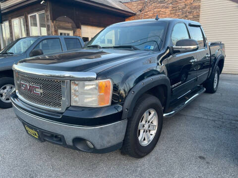 2004 Chevrolet Silverado 1500 for sale at Bobbys Used Cars in Charles Town WV