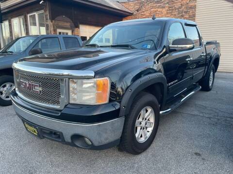 2007 GMC Sierra 1500 for sale at Bobbys Used Cars in Charles Town WV