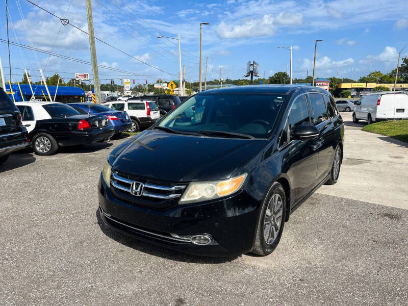 2016 Honda Odyssey Touring's photo