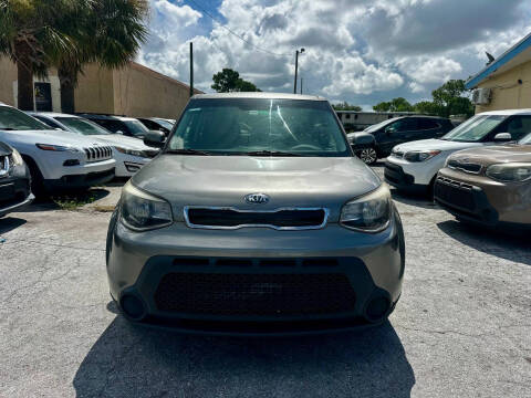 2015 Kia Soul +