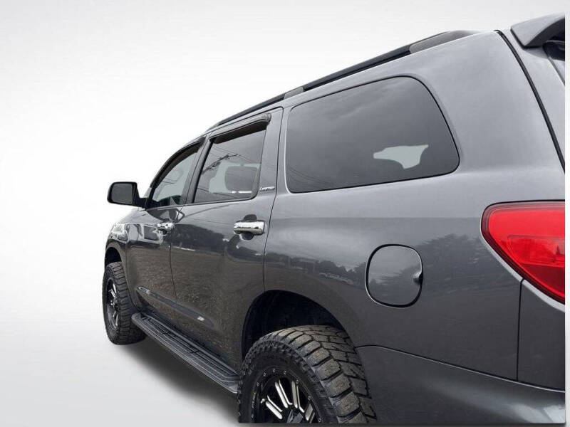 2013 Toyota Sequoia Limited