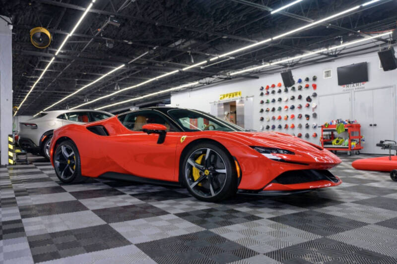 2023 Ferrari SF90 Stradale