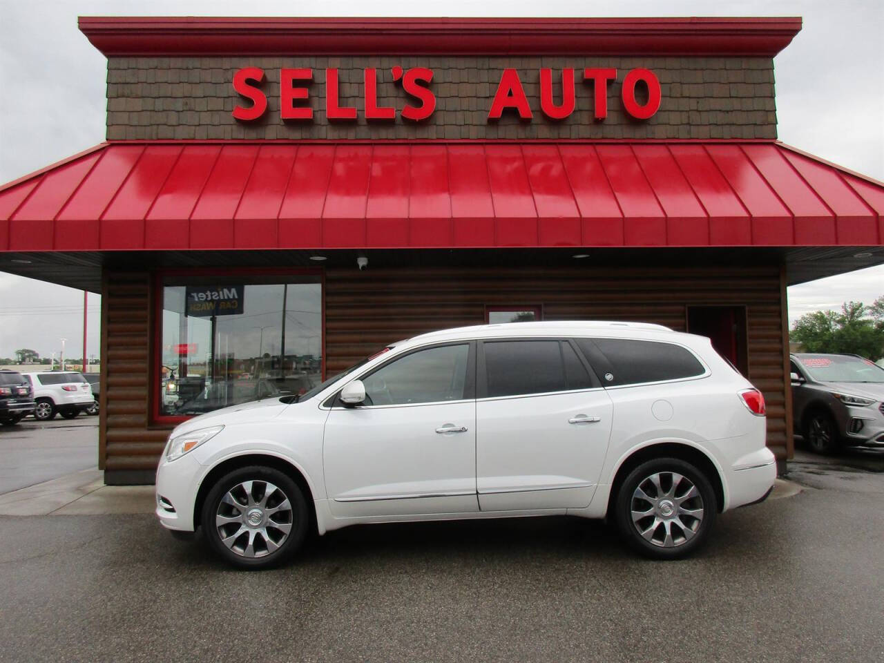 Off White 2017 Buick Enclave Leather AWD Leather 4dr Crossover 1