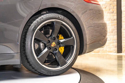 2016 Porsche Panamera