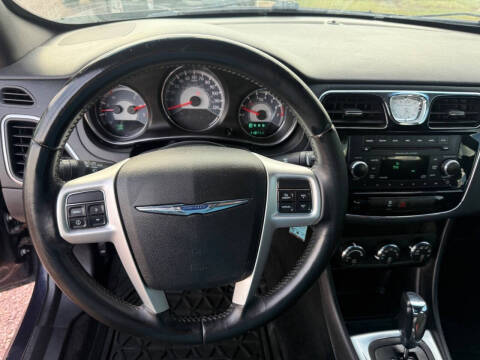 2012 Chrysler 200 Touring