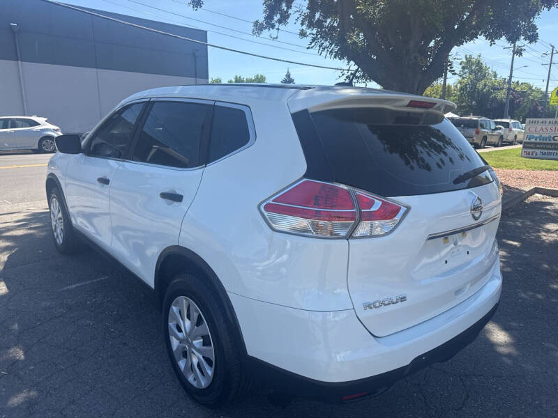 2016 Nissan Rogue SV