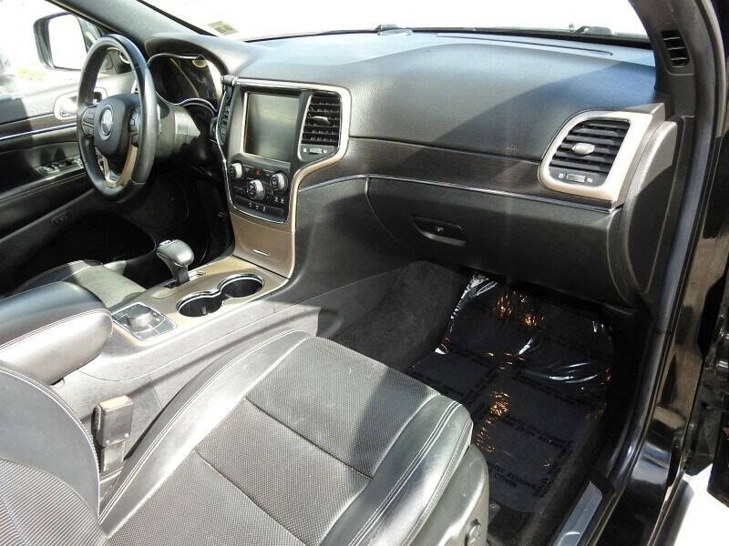 2015 Jeep Grand Cherokee  - $16,900