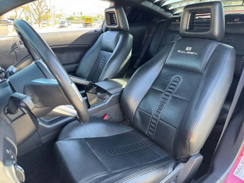 2006 Ford Mustang GT Deluxe