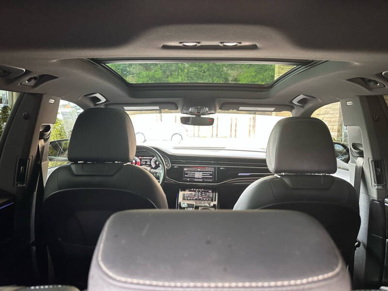 2021 Audi Q8 quattro Premium Plus 55 TFSI