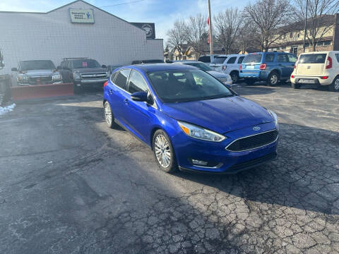 2015 Ford Focus for sale at BADGER LEASE & AUTO SALES INC in West Allis WI