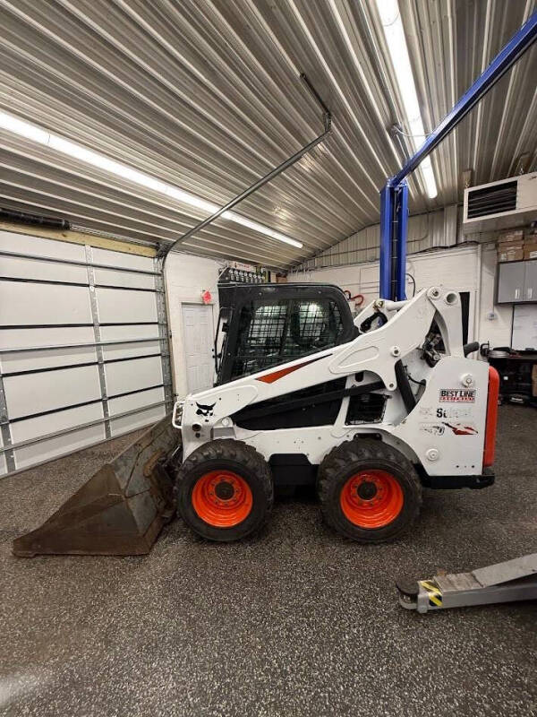 2017 Bobcat S570 Skid Loader