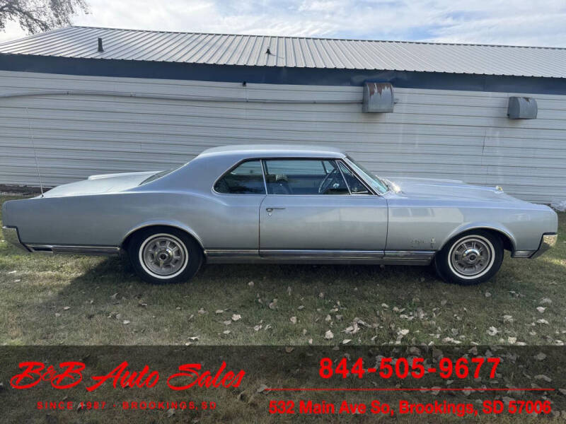 1965 Oldsmobile Starfire