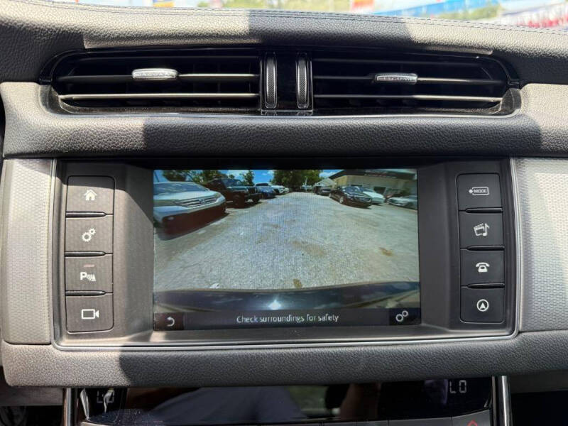 2017 Jaguar XF 20d Prestige