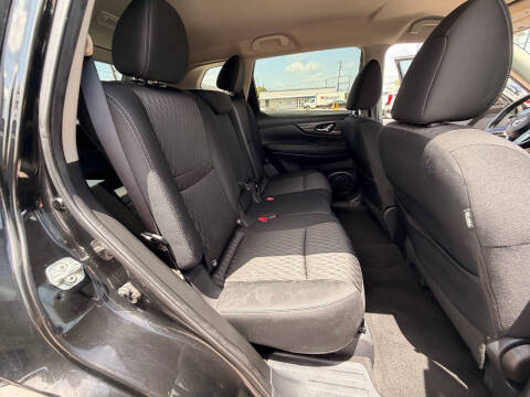 2018 Nissan Rogue SV