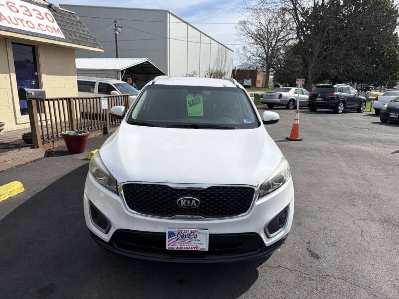 2016 Kia Sorento LX