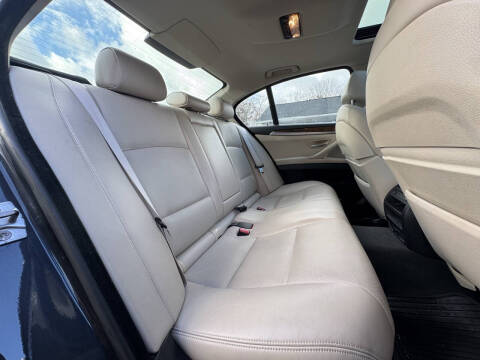 2013 BMW 5 Series 550i xDrive