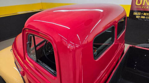 1953 International L-120 Series