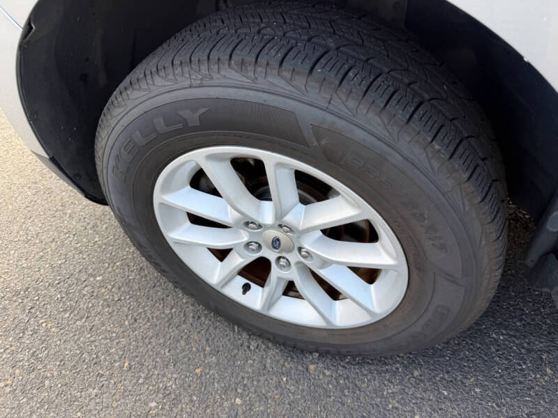 2013 Ford Edge SE