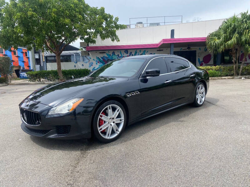 2014 Maserati Quattroporte S photo 2