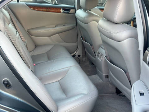 2005 Lexus ES 330