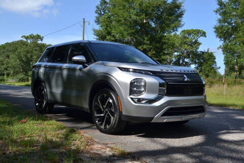 2022 Mitsubishi Outlander SE