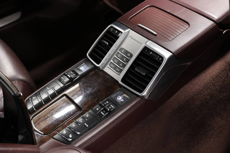 2015 Porsche Panamera 4S Executive