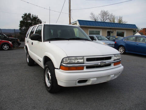 2004 Chevrolet Blazer for sale at Supermax Autos in Strasburg VA