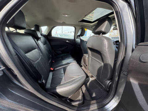 2017 Ford Focus Titanium