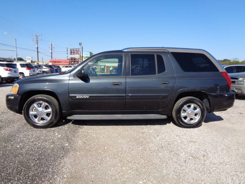 2004 GMC Envoy XUV for sale at L & L Sales - V&R  FINANCE in Mexia TX